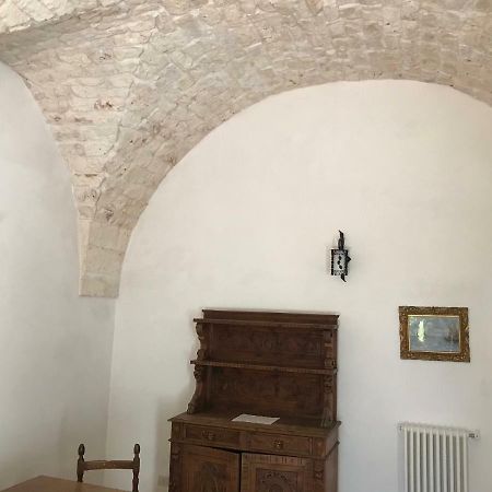 Villa Miccoli Apartments Ceglie Messapica Bagian luar foto